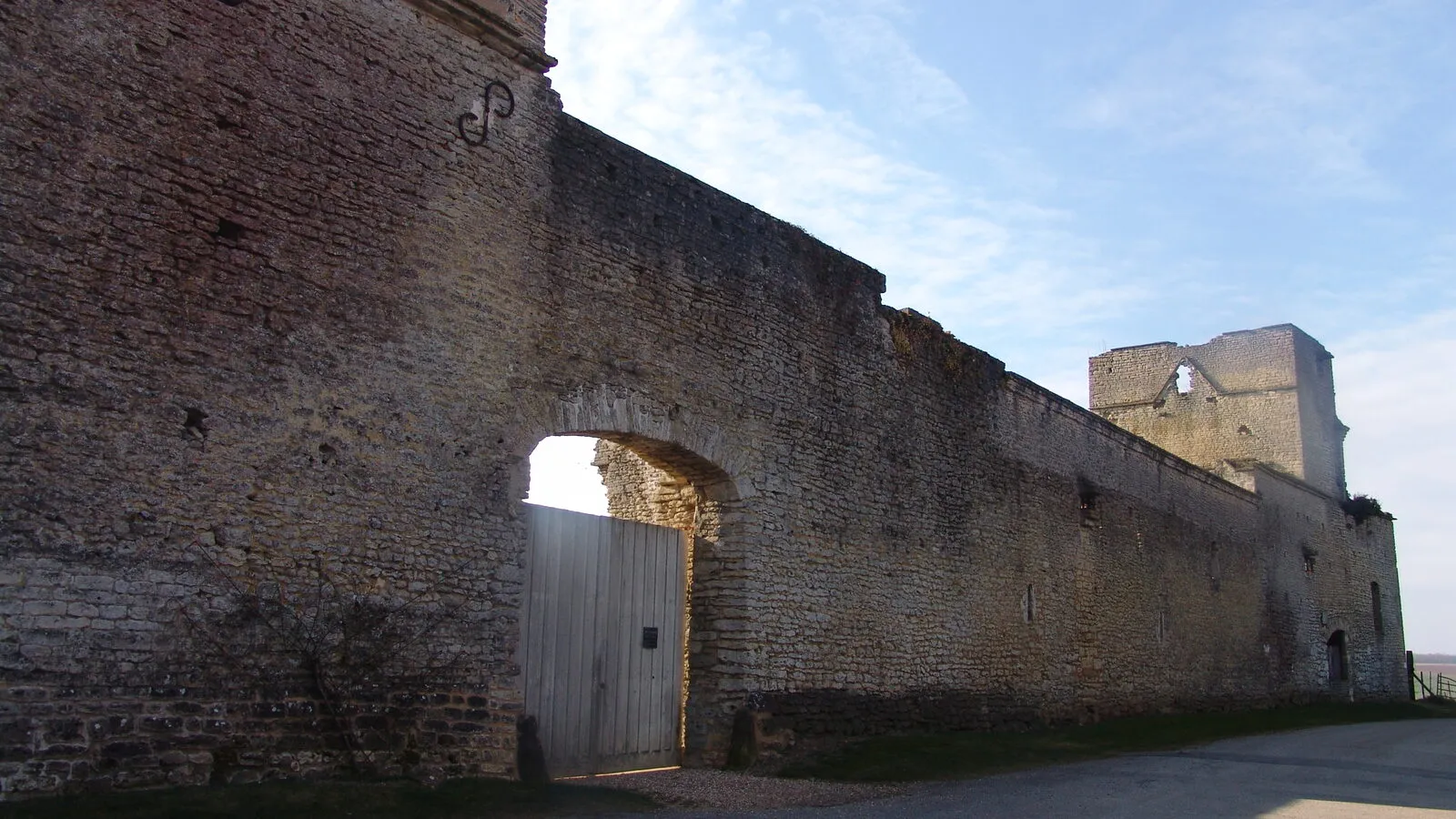 Authevernes, Eure (27) — Village rural du Vexin normand au calme préservé